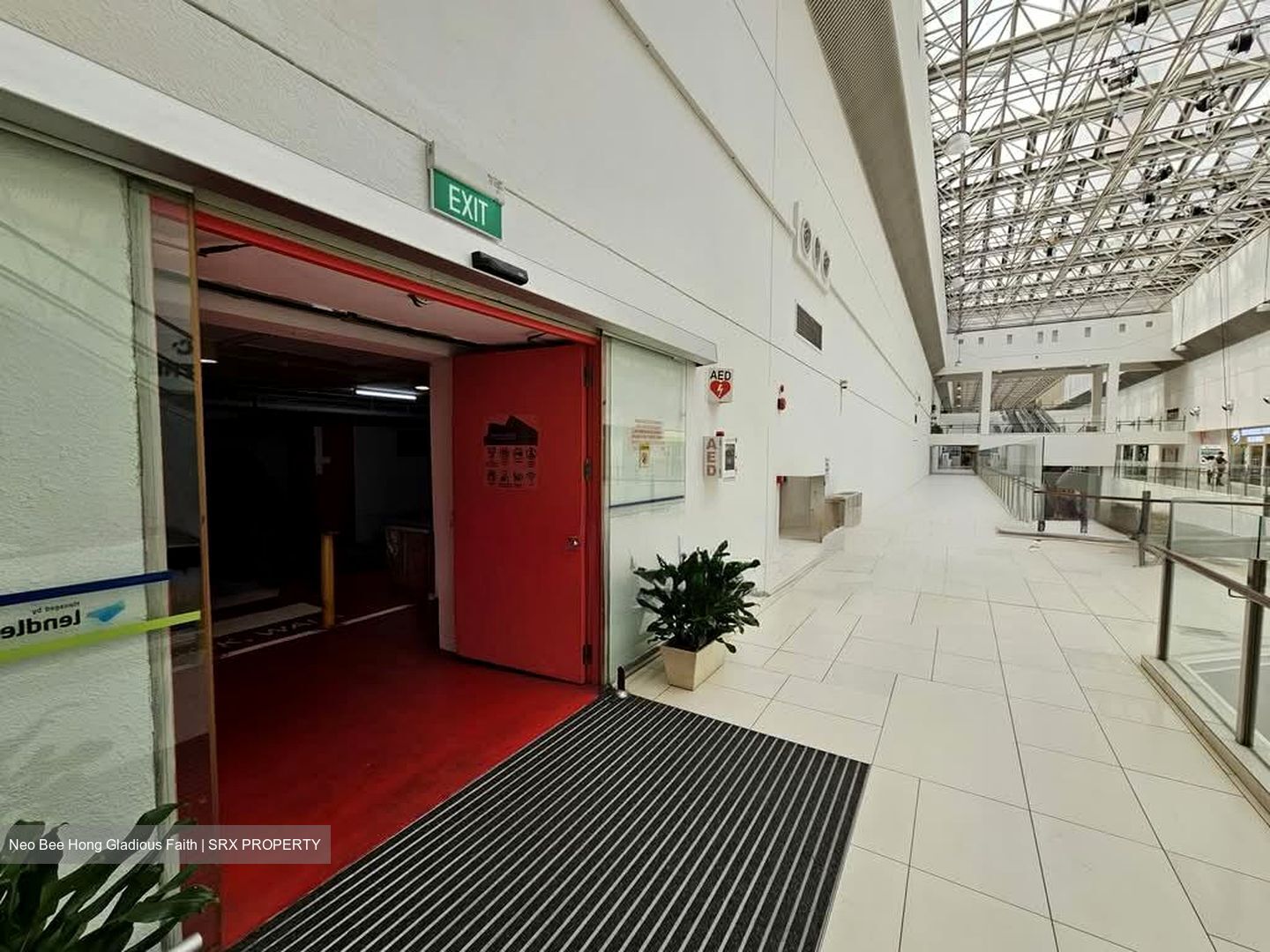 Parkway Parade (D15), Office #532137771